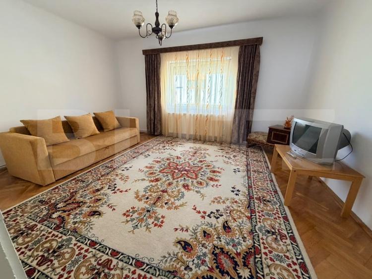 Casă individuală cu 4 camere cu Canalizare în Lupeni