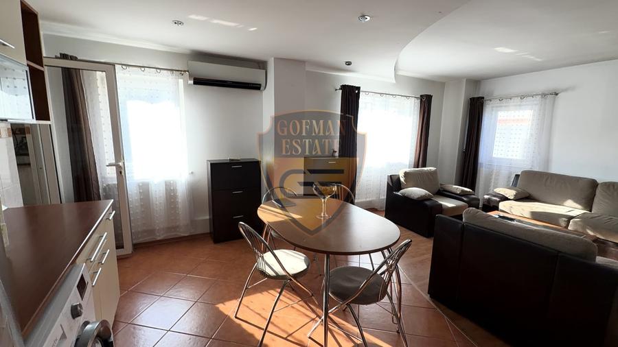 Apartament cu 3 camere decomandat, mobilat în Faleza Nord