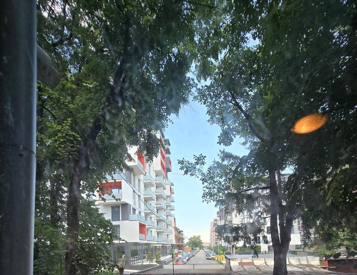 Apartament cu 2 camere semidecomandat în Take Ionescu