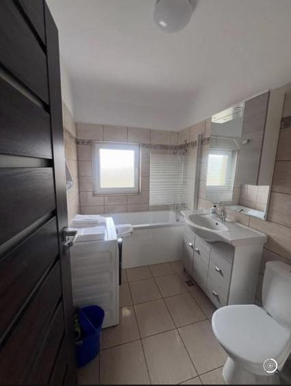 Apartament cu 2 camere decomandat în Florești