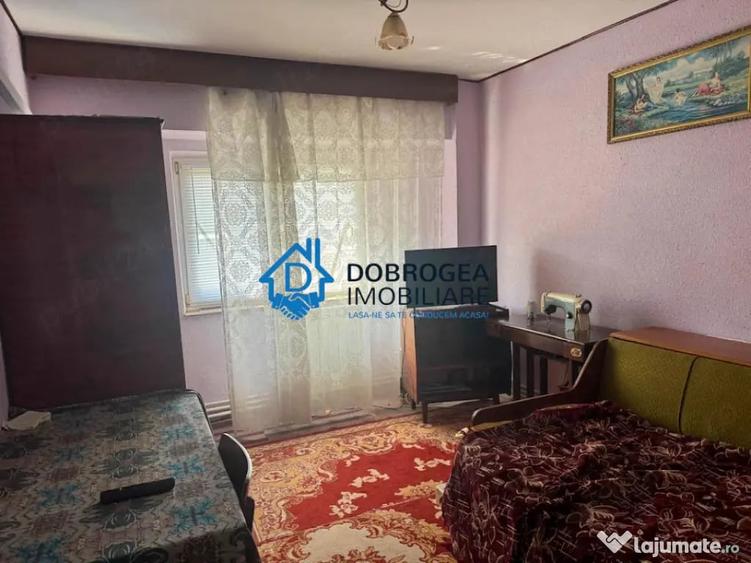 Apartament cu 2 camere decomandat în E3