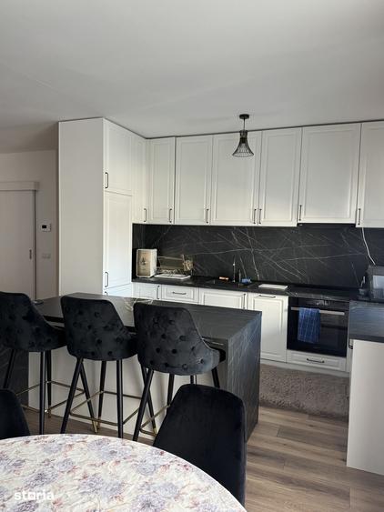 Apartament cu 3 camere în Mărăști