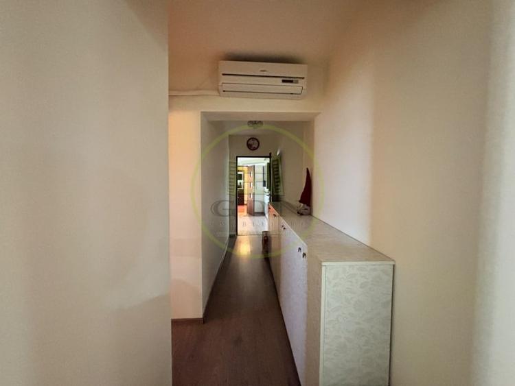 Apartament cu 4 camere decomandat, mobilat în Central