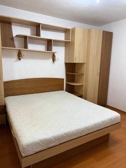 Apartament cu 2 camere decomandat, mobilat în Nicolina
