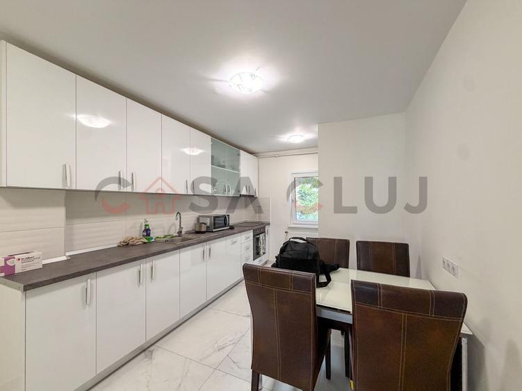 Apartament cu 4 camere decomandat, mobilat în Zorilor