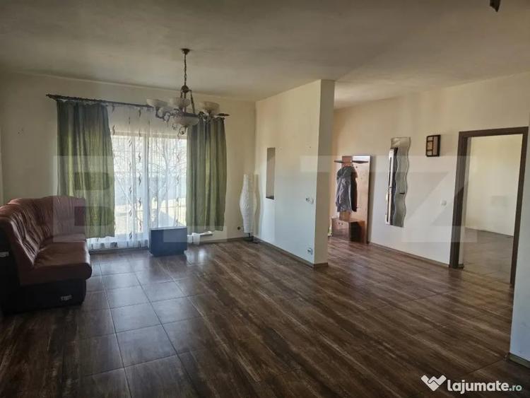 Casă cu 5 camere cu Teren 350 Mp în Ghercești