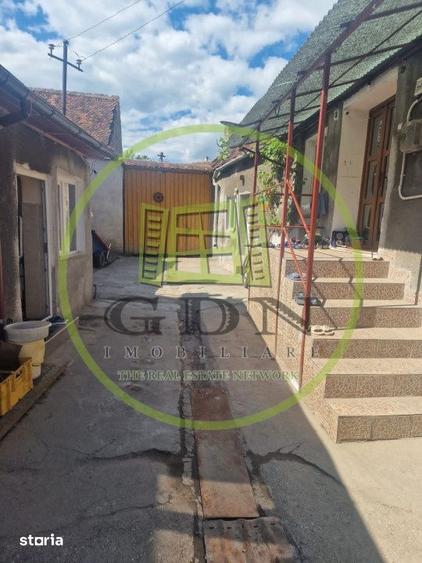 Casă cu 3 camere cu Teren 650 Mp în Central