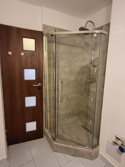 Apartament cu 4 camere decomandat, mobilat în Gorjului