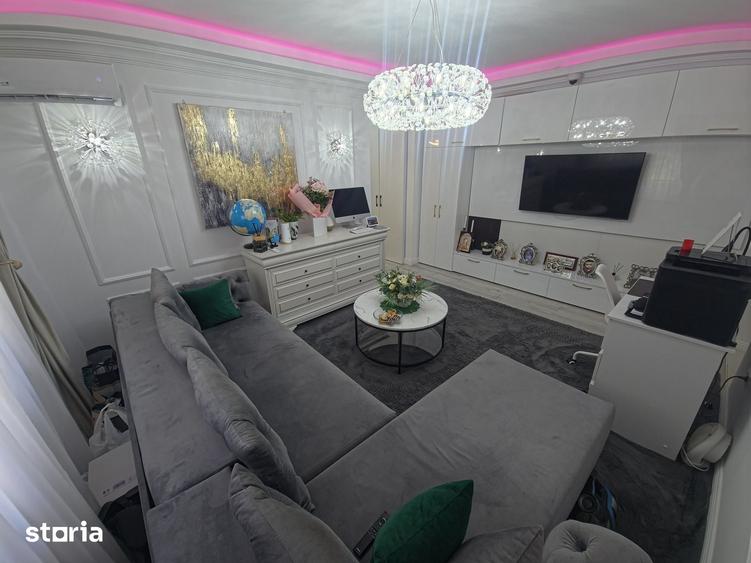 Apartament cu 4 camere în Tomis Nord