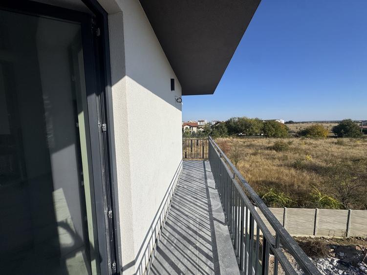 Apartament cu 2 camere decomandat în Giroc