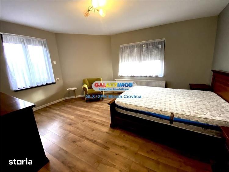 Casă cu 4 camere cu Teren 250 Mp în Central