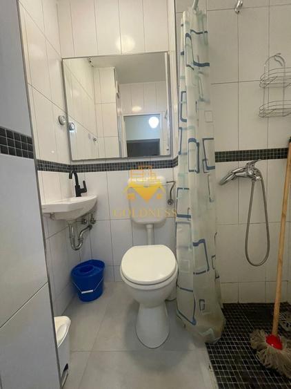 Apartament cu 3 camere decomandat în Mărăști