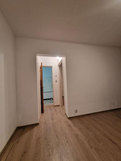 Apartament cu 2 camere semidecomandat în Giurgiului