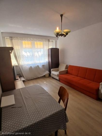 Apartament cu 2 camere semidecomandat, mobilat în Gară