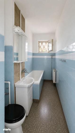 Apartament cu 3 camere semidecomandat în Km 4 — fotografia 3