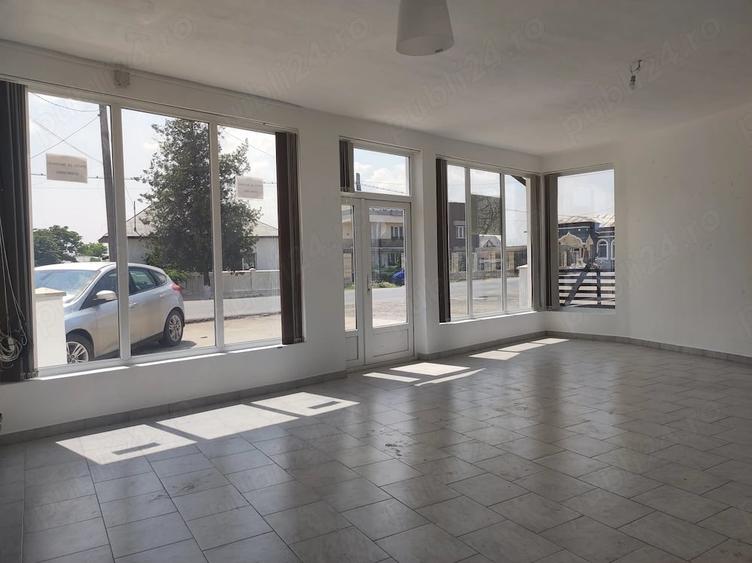 Spațiu comercial, de 100 mp, în Izbiceni