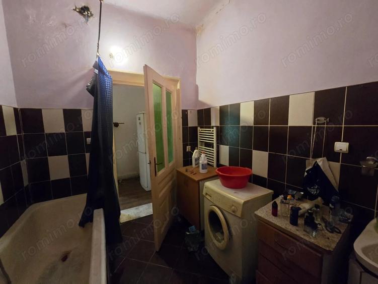 Apartament cu 4 camere decomandat, mobilat în Cetății