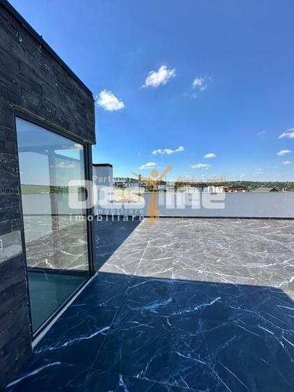Duplex cu 4 camere cu Canalizare în Rediu