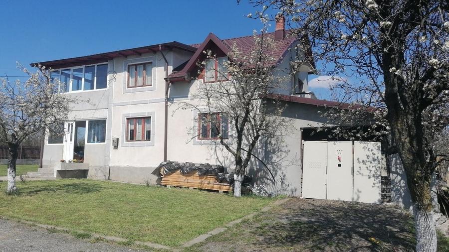 Casă cu 4 camere în Smeura