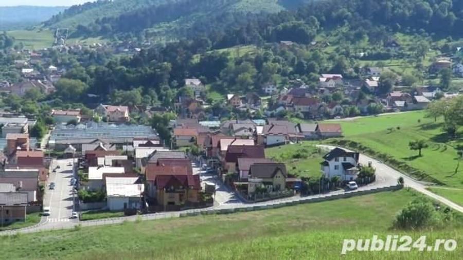 Teren în Hălchiu