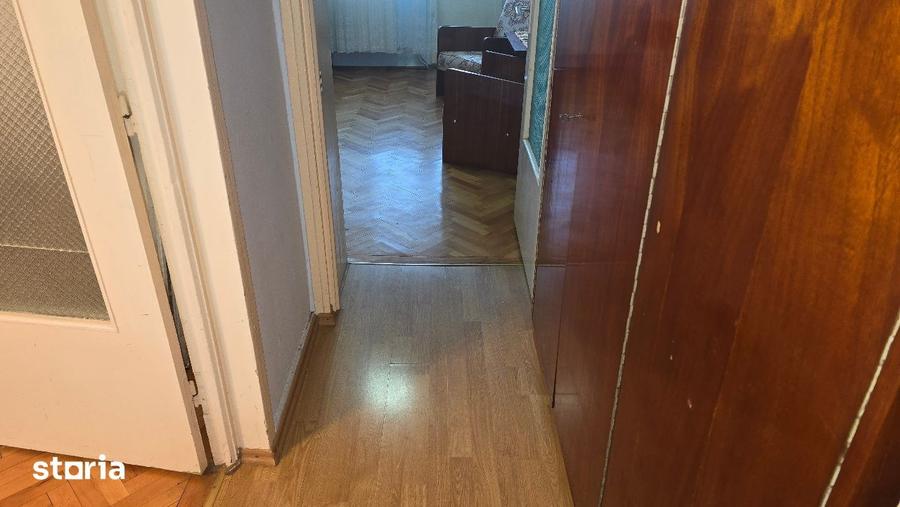 Apartament cu 2 camere semidecomandat în Mărăști