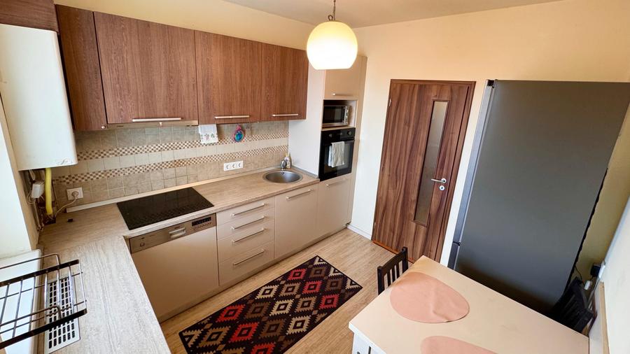 Apartament cu 2 camere decomandat în Turnișor