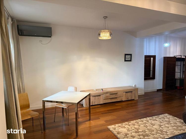 Apartament cu 3 camere, mobilat în Dămăroaia