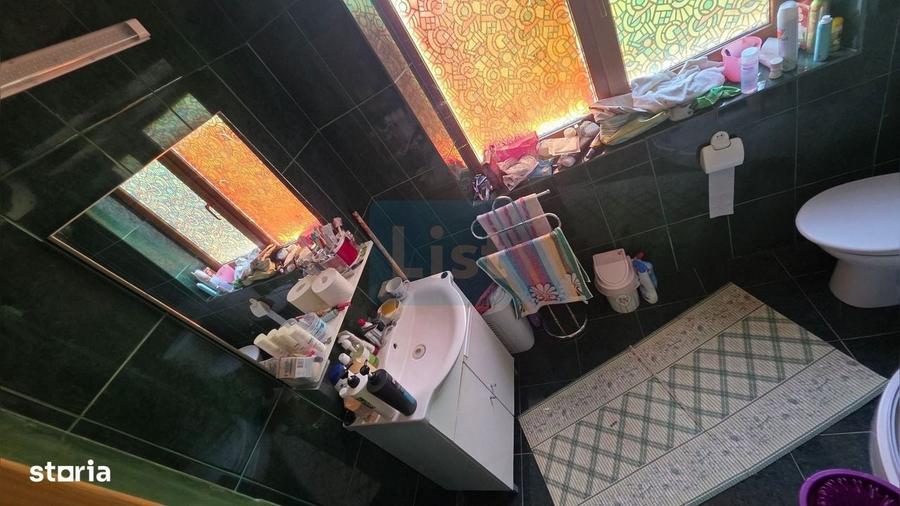 Casă cu 2 camere în Șimian