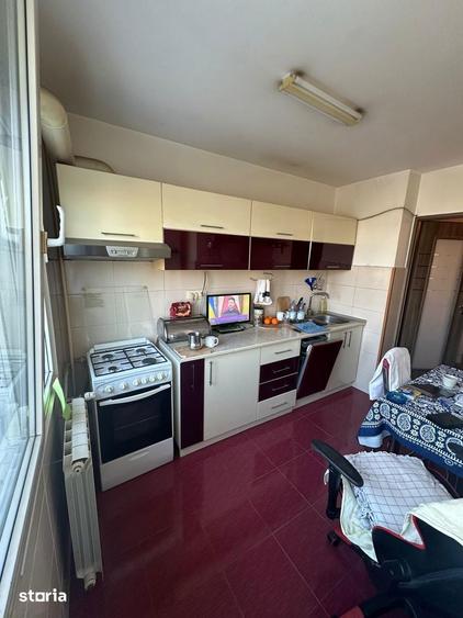 Apartament cu 4 camere decomandat în Militari