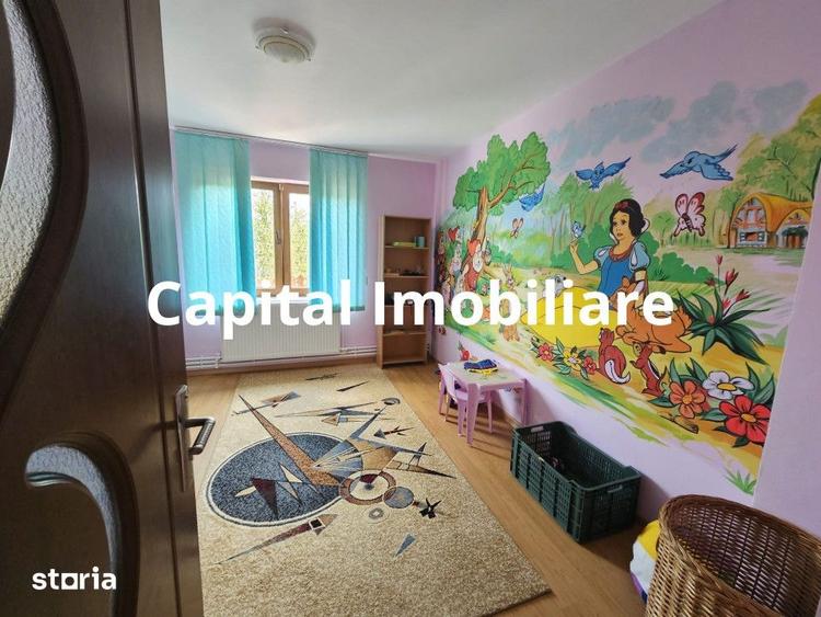 Casă cu Teren 3200 Mp în Roman