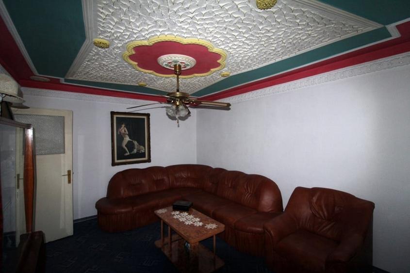 Apartament cu 4 camere decomandat în Eforie