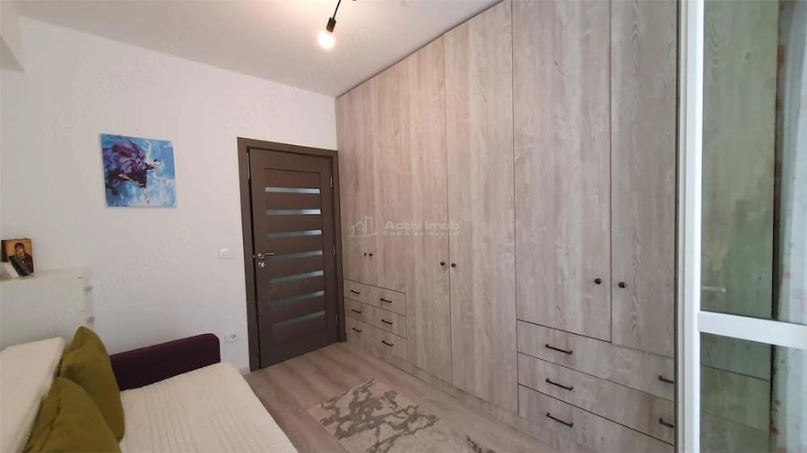 Apartament cu 3 camere decomandat în Poieni-Suceava