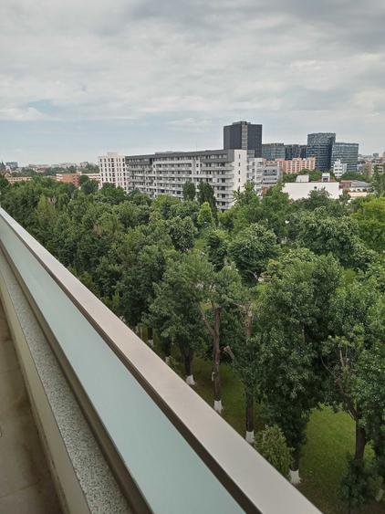 Apartament cu 2 camere decomandat în Politehnica