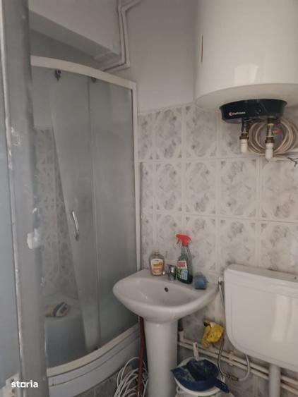 Garsonieră în Sărari