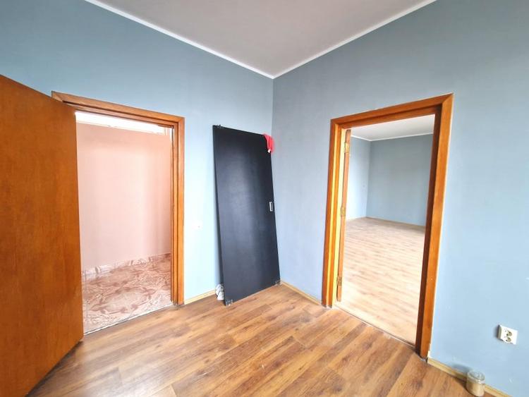 Casă individuală cu 4 camere cu Canalizare în Industriilor