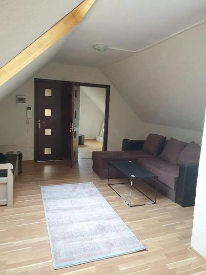Casă cu Teren 220 Mp în Schei