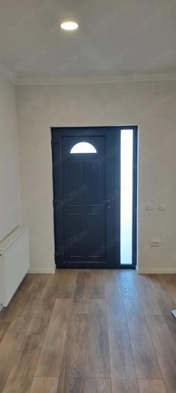 Casă cu 3 camere cu Teren 510 Mp în Leș