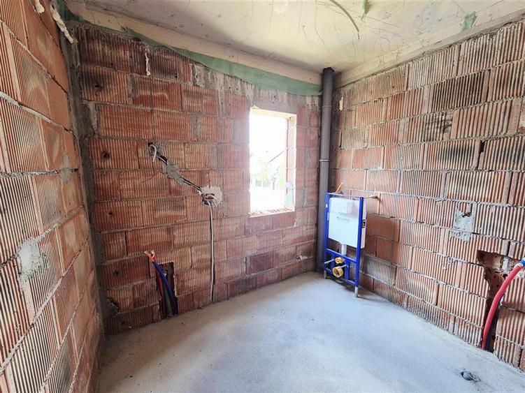 Garsonieră decomandată în Miroslava