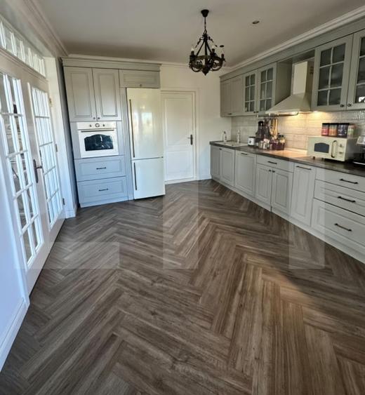 Casă individuală cu 5 camere cu Teren 535 Mp în Săcălaz
