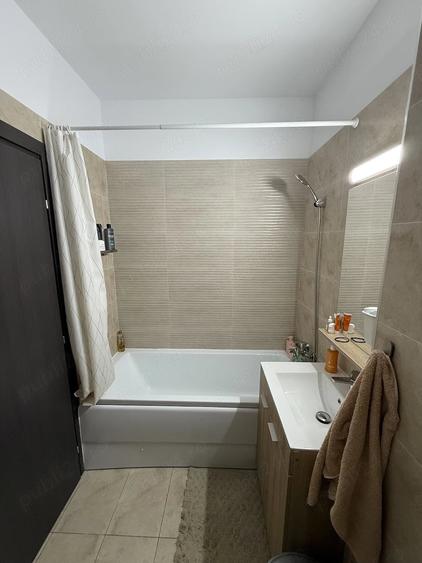 Apartament cu 2 camere decomandat în Lacul Morii