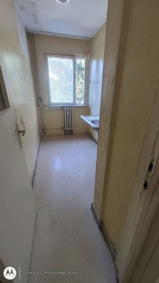 Apartament cu 2 camere semidecomandat în Inel II