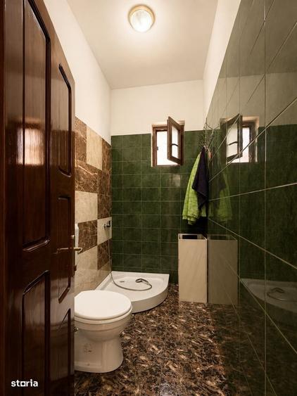 Spațiu comercial, de 385 mp, în Central