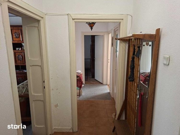 Vand Ap. 3 cam. Baile Olanesti, et. 1/3 in bloc cu curte - 3