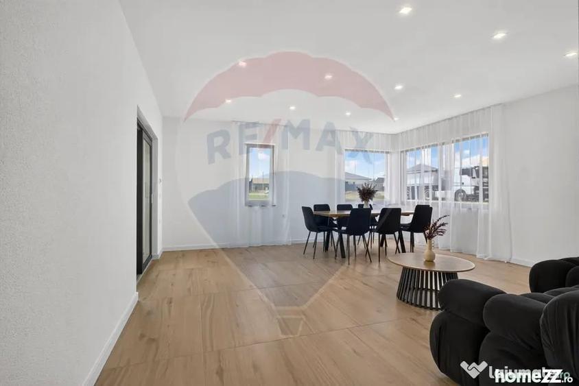 Casă cu 5 camere cu Teren 550 Mp în Fântânele