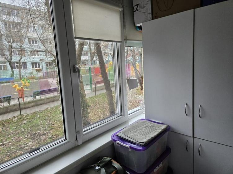 Apartament cu 3 camere semidecomandat, mobilat în Brâncoveanu