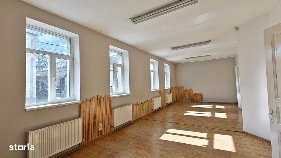 Casa ideala pentru activitati de birouri/comerciale, zona Centrala - 5