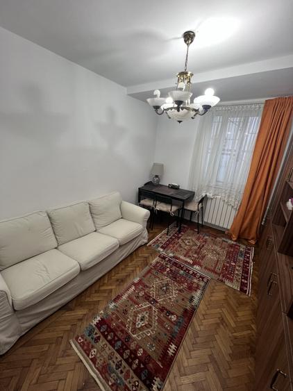 Apartament cu 3 camere decomandat, mobilat în Floreasca