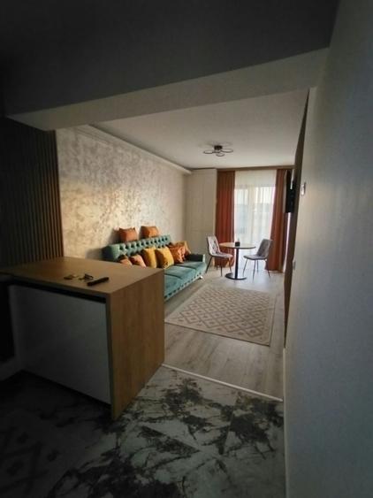 Apartament cu 2 camere nedecomandat în Valea Adâncă