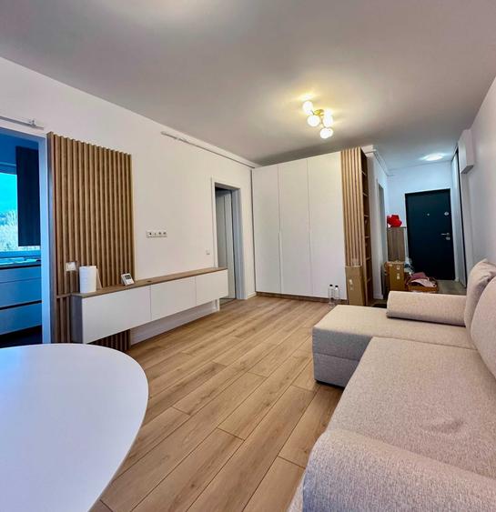 Apartament cu 2 camere decomandat în Florești