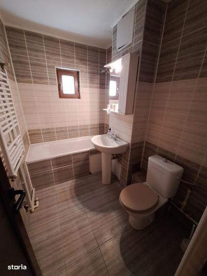 Apartament cu 3 camere decomandat în Țiglina 3